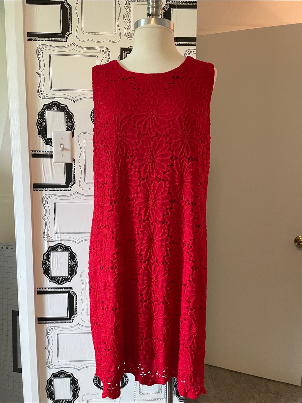 Ronni Nicole Red Crochet Midi Dress